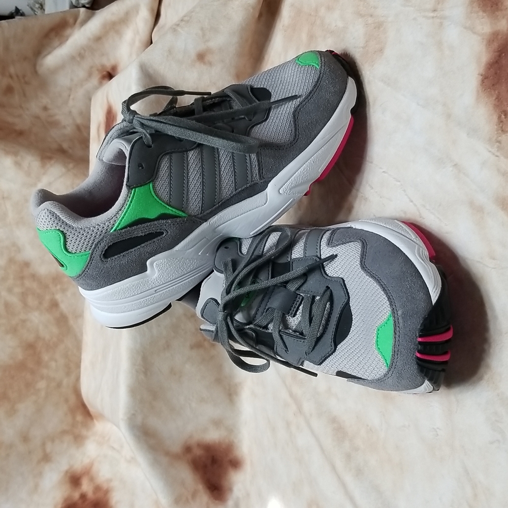 NWOT Torsion X sneakers